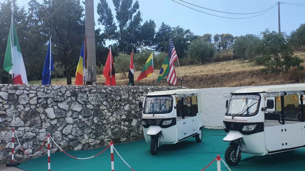 A Sant'Agata di Puglia arrivano gli Ape Calesse per il turismo esperienziale.