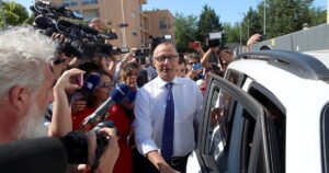 Ricci: “Ho chiarito tutto, vado avanti”. Domani Conte scioglie la riserva sulle Marche.