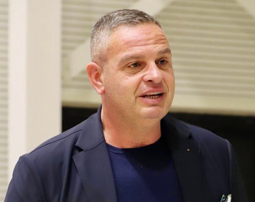 “Sanità pugliese malata, la cura è mandare via Emiliano”