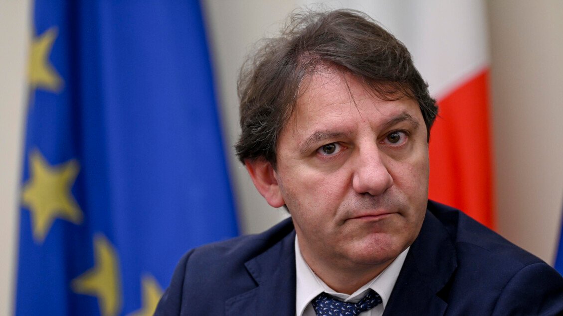 Campo largo per Tridico in Calabria, ma Calenda rifiuta
