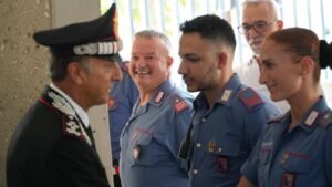 Carabinieri: Luongo incontra la squadra Radiomobile di Roma e esprime riconoscenza per il loro operato.