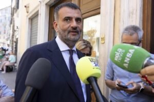 Decaro: "È giusto aprire una nuova pagina in Puglia"