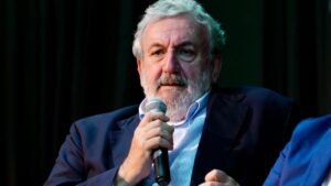 Economia pugliese, Emiliano respinge l'idea di una frenata: "Crescita superiore alla media del Centro-Nord"