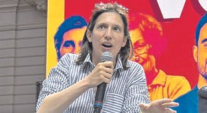 Elezioni regionali e candidature: Decaro sfida Emiliano, il dossier Puglia va a Roma con il vertice Schlein.