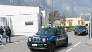 Evade dal carcere e viene rintracciato dopo poche ore: sfuma la fuga di un affiliato alla mafia barese.