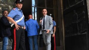 Ex Ilva, il sindaco di Taranto: "Non firmerò l'accordo di programma"