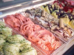 Gelato: "Boom del cono +4%, da caramello salato a sette veli, le novità"