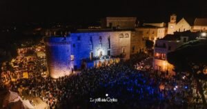 Jimmy Ghione è il "Conte di Puglia" nel Corteo Storico di Conversano.