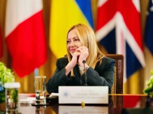 Meloni rinvia il viaggio nell'Indo-Pacifico per seguire la crisi in Ucraina