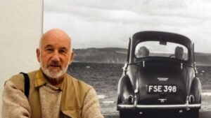 Morto Gianni Berengo Gardin, maestro dei reportage: «Ritoccare le foto è inammissibile, pretendo di vedere ciò che ha visto il fotografo»