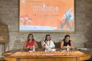 Puglia in danza a Trani: un festival che unisce arte, cultura e territorio.