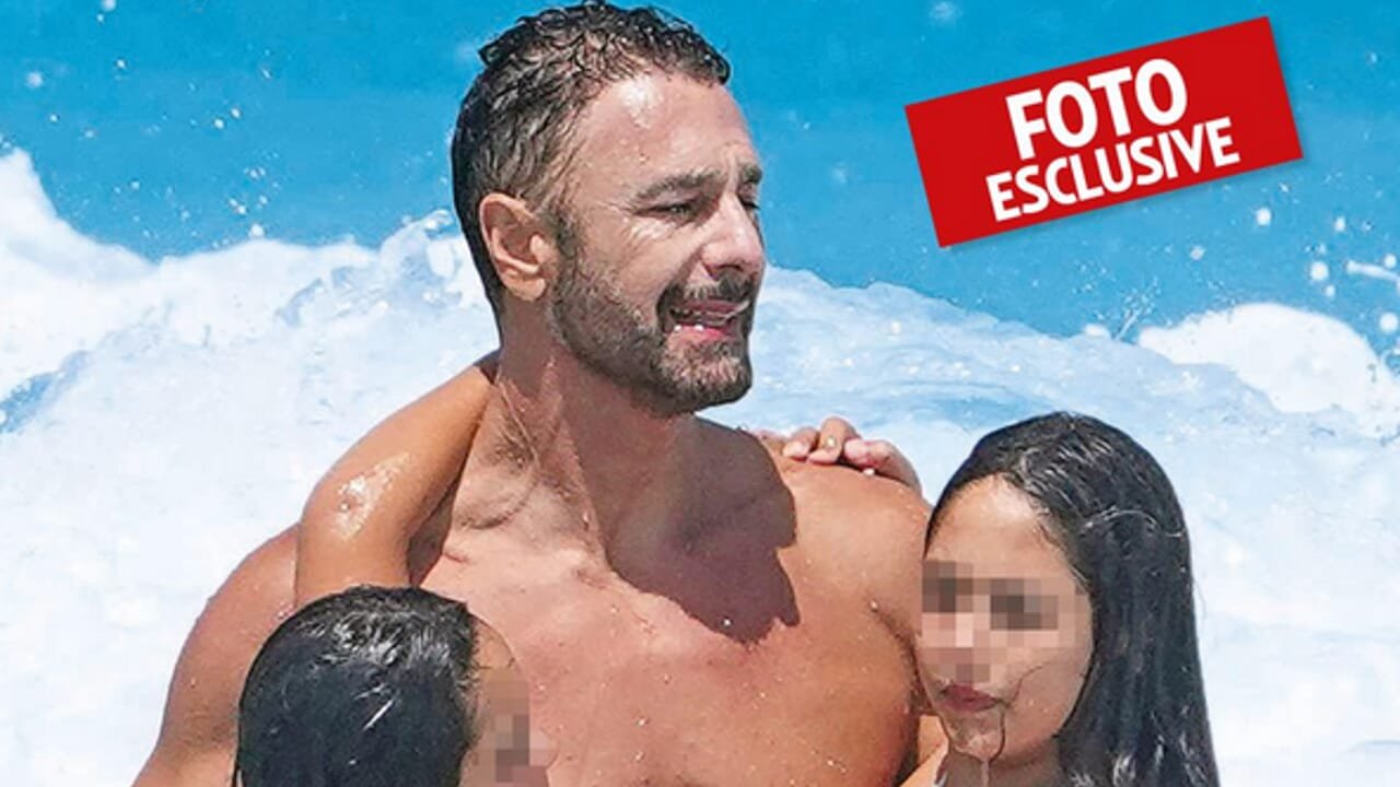 Raoul Bova si rifugia in Puglia con le figlie: mare e amore per sfuggire al caos.