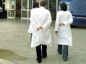Regione Puglia: deficit sanitario di 80 milioni, avviato il piano di risanamento. «Così non aumenteremo le tasse»