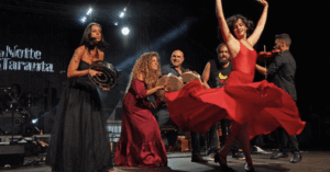 Taranta: 7 cose da sapere sulla danza che rappresenta la cultura in Puglia