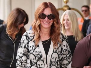 Venezia, divi al Lido: già in atto l'effetto Clooney. Festa blindata per Julia Roberts.