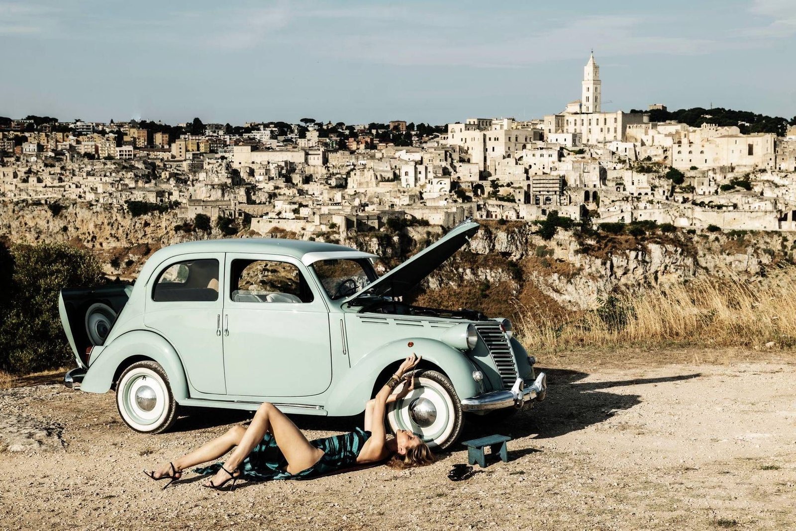 Apre a Milano la mostra "Italia di moda" di Andrea Varani