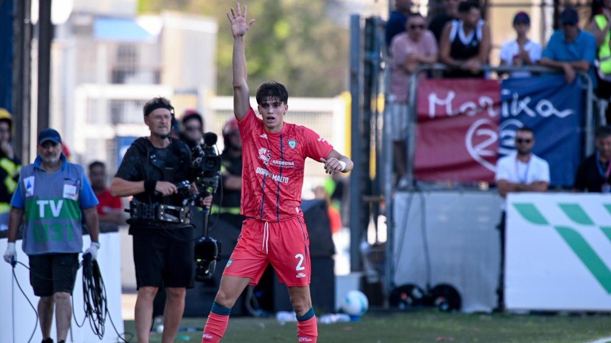 Palestra: l'esterno destro del Cagliari interessa alla Juve, ma l'Atalanta...