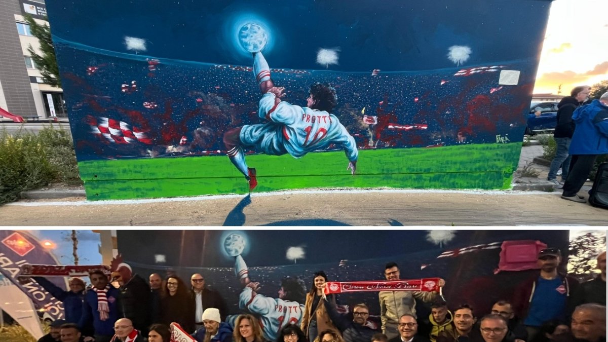 Bari, cori e applausi per l'inaugurazione del murale dedicato all'ex capitano Igor Protti