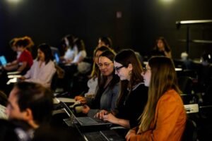 Donne e lavoro: un'Academy per lo sviluppo software e la programmazione