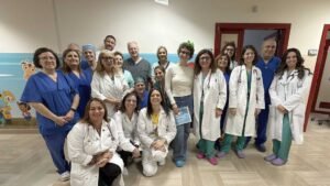 Dopo il cancro a 19 anni suona la campanella della nuova vita