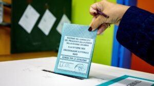 Elezioni regionali in Calabria 2025: urne aperte fino alle 15, affluenza al 29% e risultati in diretta