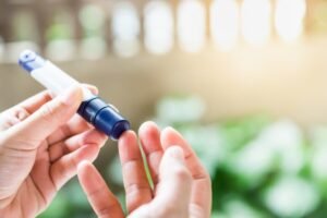 Perché saltare la colazione può aumentare la pressione e la glicemia