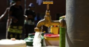 Puglia a rischio emergenza idrica: riduzioni della pressione dell'acqua in atto
