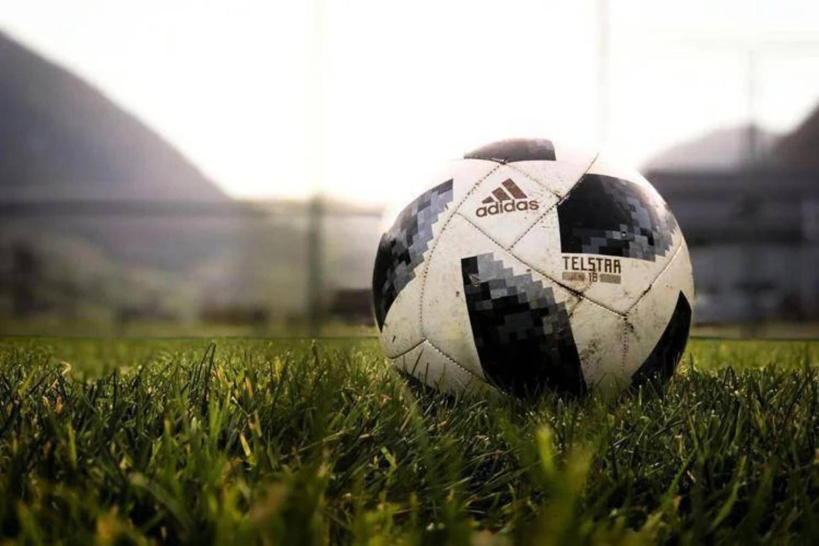 Serie A: il Napoli si conferma capolista a Lecce