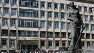 «Spaccio per sostenere la moglie malata, il giudice respinge la richiesta di arresto»