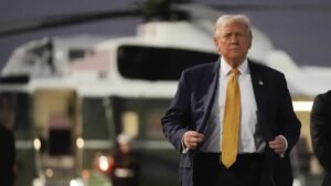 Trump si sottopone a una risonanza magnetica e accarezza l'ipotesi di un terzo mandato.