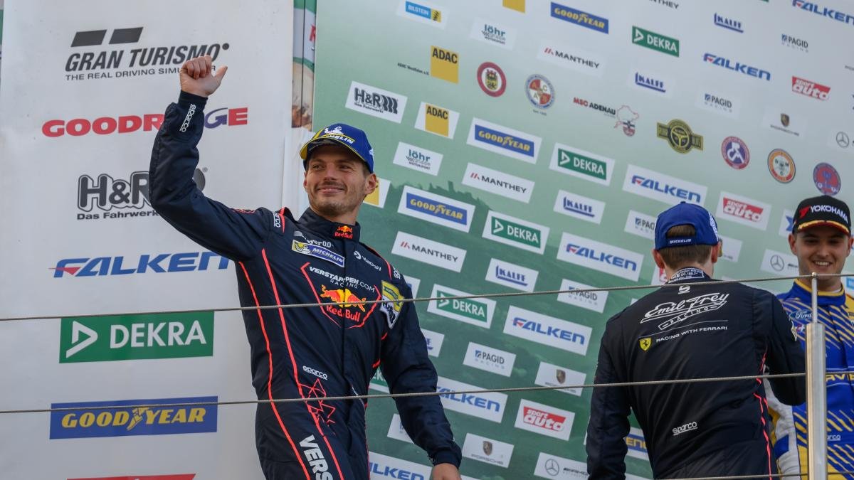 Verstappen trionfa in Ferrari: vittoria nella 4 Ore del Nürburgring in GT3.