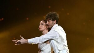 Ballando con le stelle: Andrea Delogu in testa alla classifica, Paolo Belli al ballottaggio.