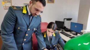 Bancarotta fraudolenta ed evasione: dieci indagati a Bari