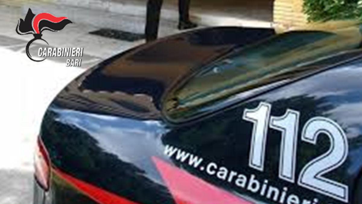 Barletta: due operatori ecologici salvano una ragazza da un'aggressione, dimostrando coraggio e senso civico.