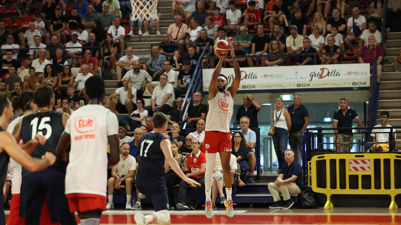 Basket: la Dole torna in campo per dimenticare Brindisi, al Flaminio arriva la neopromossa Ruvo di Puglia.