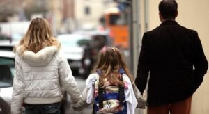 Bordigon presenta il libro "Rivoluzione Famiglia" a Lecce e i Forum invitano i candidati alle regionali a un confronto.