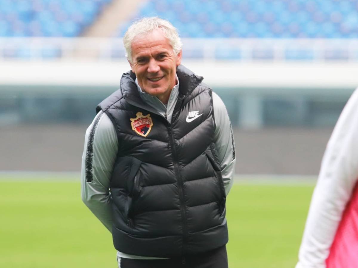 Donadoni torna in panchina allo Spezia dopo 5 anni.