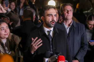 Elezioni in Puglia: il sondaggio prevede un record negativo di affluenza alle urne (43%), definito un “disastro politico”