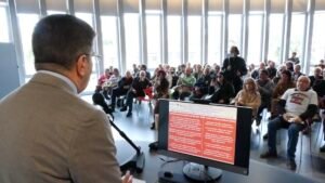 Ex Ilva, denuncia al convegno: "La decarbonizzazione è un bluff"