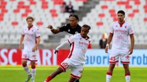 Il Mantova conquista il Ferraris, la Sampdoria in difficoltà. Il Modena torna in vetta, ma il Monza è a -1.