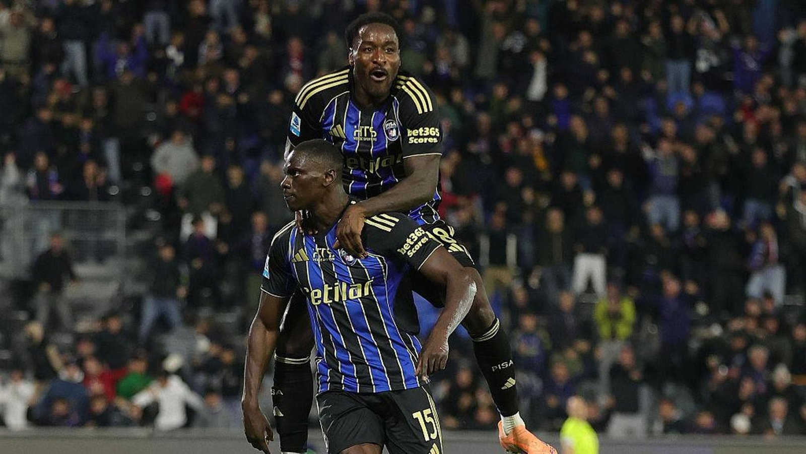 Il Pisa si sblocca: Touré segna e porta alla prima vittoria contro la Cremonese, 1-0.