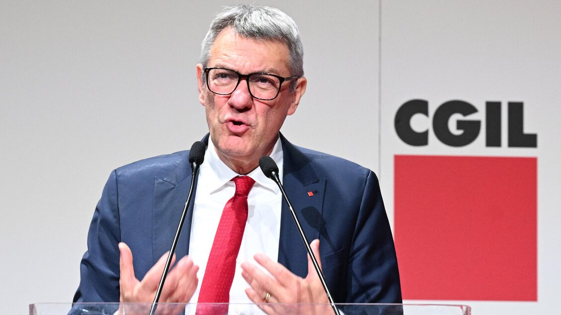 Landini risponde a Giorgetti: "Massacrati sono i lavoratori"