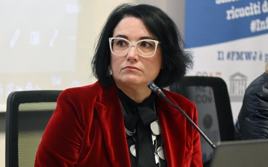 Lecce, ennesima udienza per Marilù Mastrogiovanni. FNSI e Assostampa Puglia sostengono la collega.