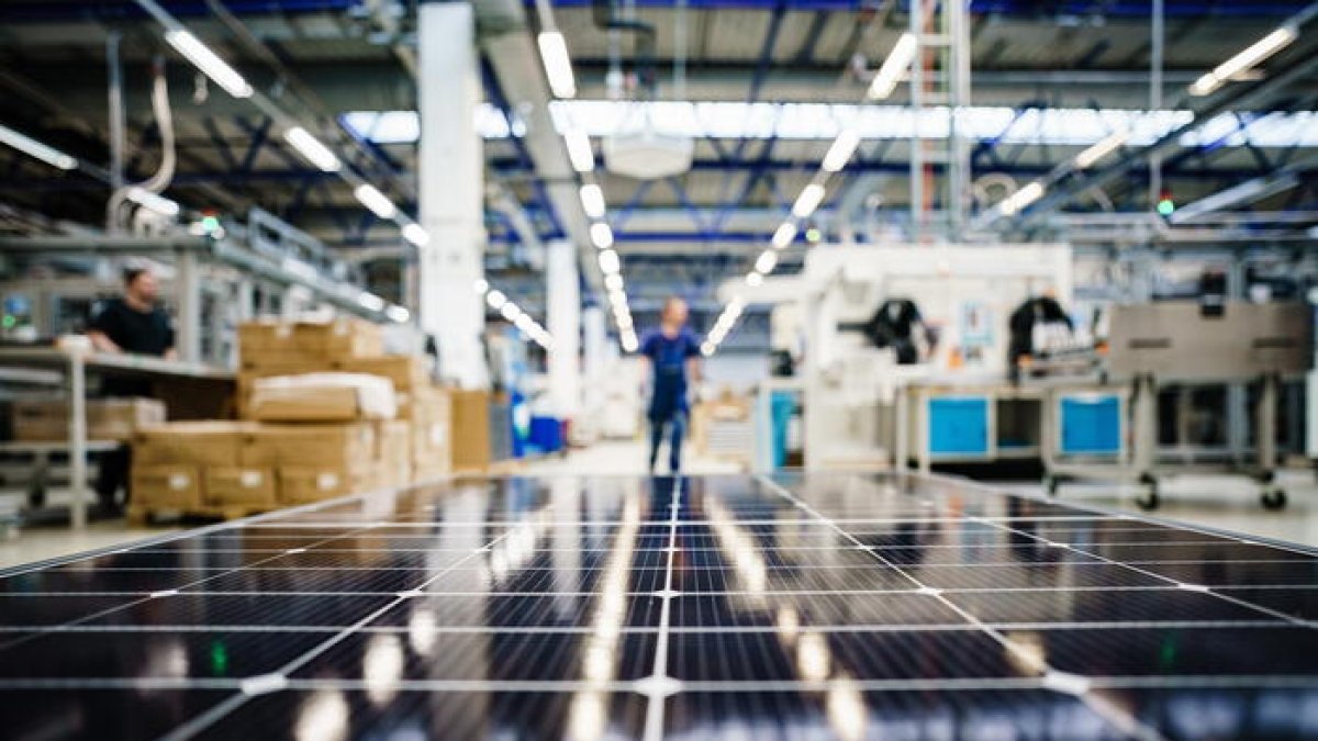 Manovra 2026: misure per le imprese, dal super e iper ammortamento al credito d’imposta per la Zes unica