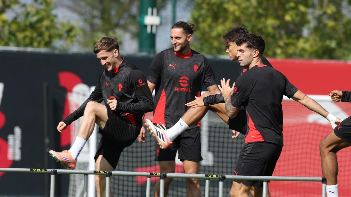 Milan, obiettivo: infermeria vuota nel derby. Venerdì test con l'Entella.