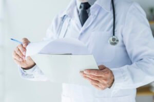 Sanità in Puglia: mobilità volontaria e concorsi per l'assunzione di 1000 infermieri e 1000 OSS