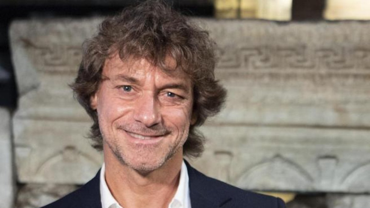 Bari conferirà la laurea honoris causa in Medicina veterinaria ad Alberto Angela