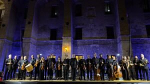 Capodanni di Puglia 2026: Brindisi tra teatro, musica e spazi urbani