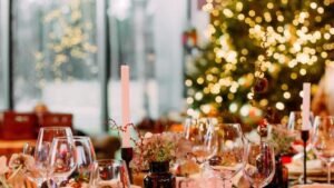 Cenone di fine anno: 130 euro per le tavole imbandite in casa. I pugliesi preferiscono panzerotti e cime di rape ai piatti di pesce troppo cari.