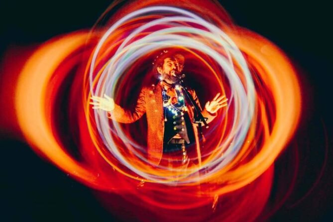 Due concerti gratuiti di Vinicio Capossela in Puglia il 28 e 29 dicembre